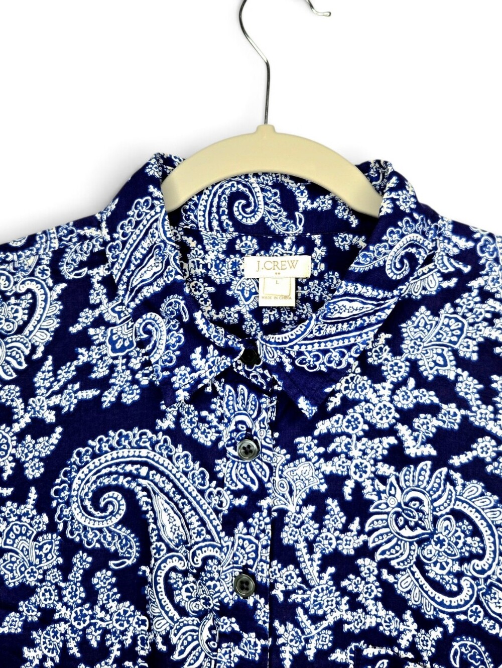 J. Crew Paisley Print button down shirt. Blue/white. Size Large - Picture 4 of 12